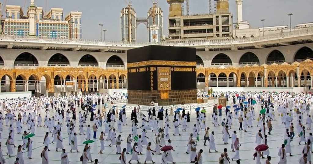 Top 20 Things to Carry for Hajj from the UK