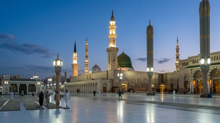 Madinah madinah nabawi minarets blue hour for 7 Nights 3 Star Umrah Package
