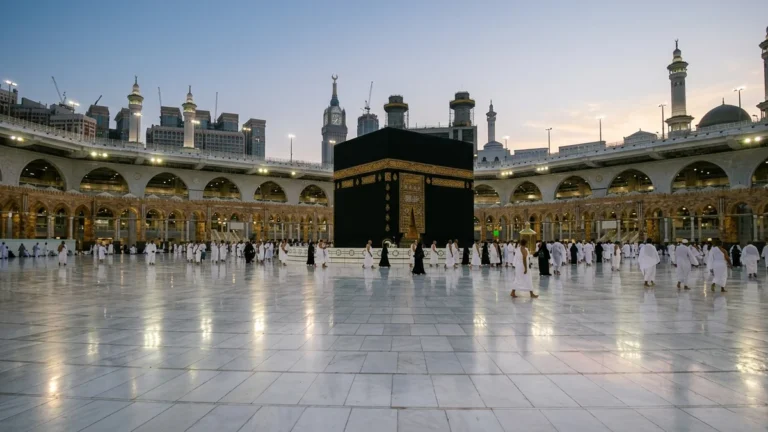 Makkah makkah kaaba courtyard dawn for February 4 Star 7 Nights Umrah Packages